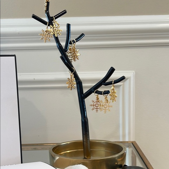 Chanel Holiday Snowflake Gold Charms Ornaments Set - Picture 8 of 13